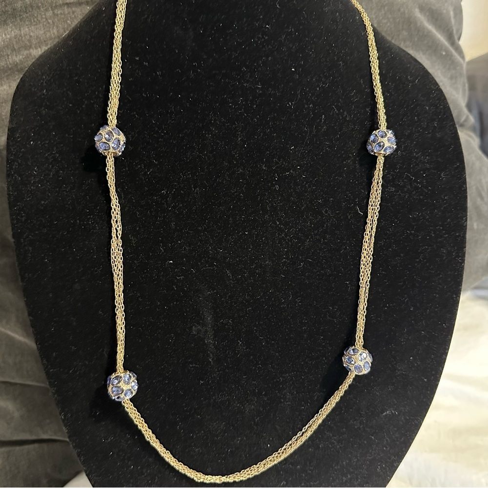 KENNETH JAY LANE SIGNED NECKLACE WITH BLUE CRYSTALS and POUCH
